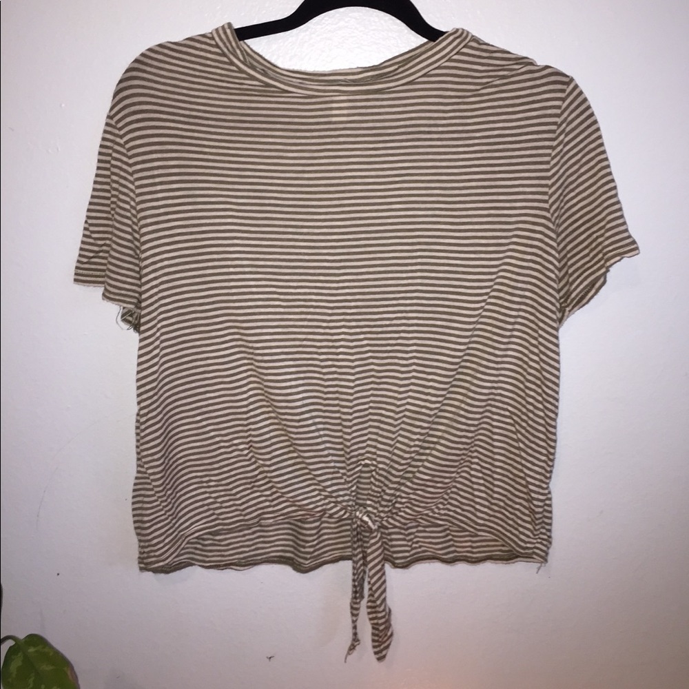Striped shirt with tie in front